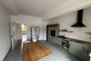 Helle 2-Zimmer-Wohnung mit Balkon – ca. 100 m² – 65203 Biebrich, Wiesbaden – Vorschaubild 2