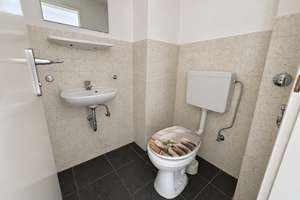 *HIER TUT SICH WAS* teilrenovierte 3 Zimmer Erdgeschosswohnung mit Balkon in DU-Meiderich! – 47137 Mittelmeiderich, Duisburg – Vorschaubild 4