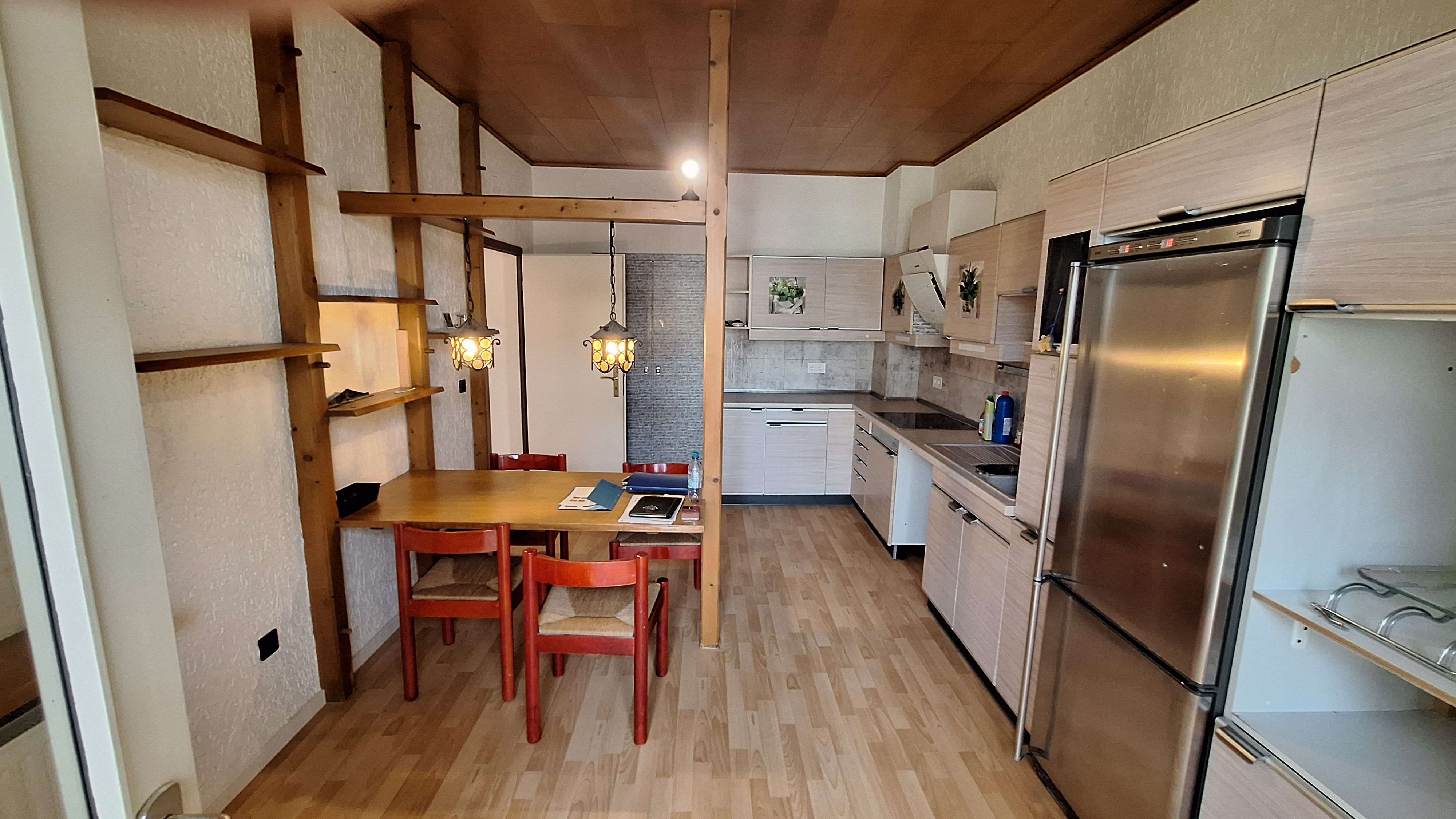 Immobilie in Düsseldorf - D-Eller - MFH mit 488 m² WF und 7 Wohneinheiten - Bild 2