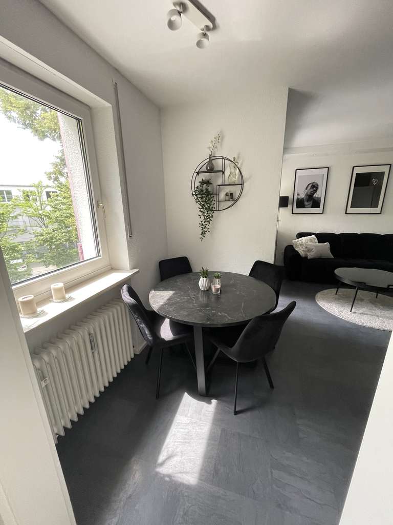 Immobilie in Feldkirchen - Attraktive zentrale 3-Zi.  mit großzügigen Balkon *provisionsfrei* - Bild 3