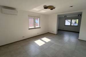 Schöne 4 Zimmerwohnung mit großer Terrasse und tollem Blick in Fürth! – Die vollständige Adresse der Immobilie erhältst du vom Anbieter., 64658 Fürth – Vorschaubild 3
