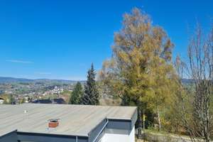 Günstig ins Eigenheim!
Kleines Chalet zum top Preis. Billiger als Miete. Tolle Lage und gut saniert – Die vollständige Adresse der Immobilie erhältst du vom Anbieter., 94078 Freyung – Vorschaubild 10