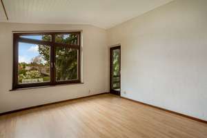 Besonderes Architektenhaus mit großem Eckgrundstück in Mahlsdorf-Süd – Die vollständige Adresse der Immobilie erhältst du vom Anbieter., 12623 Mahlsdorf, Berlin – Vorschaubild 7