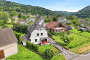 Charmantes Einfamilienhaus auf 931m² Grund mit viel Potenzial, Garage und Garten in Antweiler – Die vollständige Adresse der Immobilie erhältst du vom Anbieter., 53533 Antweiler – Vorschaubild 55