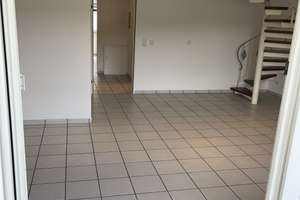 73 m2 Wohnfläche plus 25 m2 Dachterrasse , Gepflegte 2,5-Zimmer-Wohnung in Köln-Holweide – Piccoloministraße 504, 51067 Holweide, Köln – Vorschaubild 3