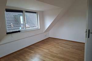 Einfamilienhaus (Doppelhaushälfte) mit 5,5 Zimmern in München-Walperlach – Die vollständige Adresse der Immobilie erhältst du vom Anbieter., 81739 Waldperlach, München – Vorschaubild 15