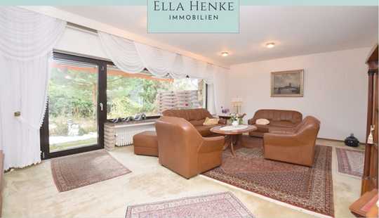 Bild von Großes, freistehendes Einfamilienhaus mit 5 Zimmern, 2 Bädern, Vollkeller + Garage...