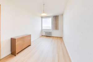 Ihr Zuhause mit Aussicht: 3,5-Zimmerwohnung im 18. OG mit Loggia und großzügigem Lichteinfall – 70599 Asemwald, Stuttgart – Vorschaubild 11