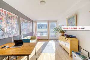 IMMOBERLIN.DE - Stimmungsvolle Dachgeschosswohnung mit Südterrasse in komfortabler Neukölln-Lage – Die vollständige Adresse der Immobilie erhältst du vom Anbieter., 12051 Neukölln (Ortsteil), Berlin – Vorschaubild 2