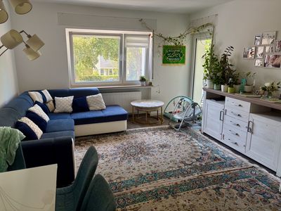 Schöne sanierte 2-Zimmer Wohnung mit Küche und Balkon