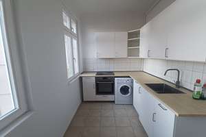 Helle und freistehende 3,5-Zimmer-Wohnung in zentraler Lage – Die vollständige Adresse der Immobilie erhältst du vom Anbieter., 10247 Friedrichshain, Berlin – Vorschaubild 2
