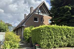 Großes Doppelhaus mit Garten und Garagen - eine Hälfte vermietet – Die vollständige Adresse der Immobilie erhältst du vom Anbieter., 22119 Billstedt, Hamburg – Vorschaubild 2
