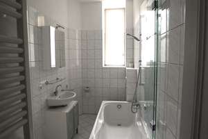 Helle 3-Zi.- Altbauwohnung mit Balkon und Einbauküche - zentral in Wiesbaden – Hermannstraße 18, 65183 Westend / Bleichstraße, Wiesbaden – Vorschaubild 7