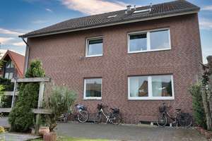 Hübsches Sechsfamilienhaus mit Gewerbeeinheit, Garagen und Garten – Die vollständige Adresse der Immobilie erhältst du vom Anbieter., 40880 Tiefenbroich, Ratingen – Vorschaubild 2