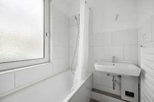 *2 Monate mietfrei* - 3-Zimmerwohnung mit Balkon  – Max-Born-Straße 5, 32657 Lippe (Kreis) – Vorschaubild 7