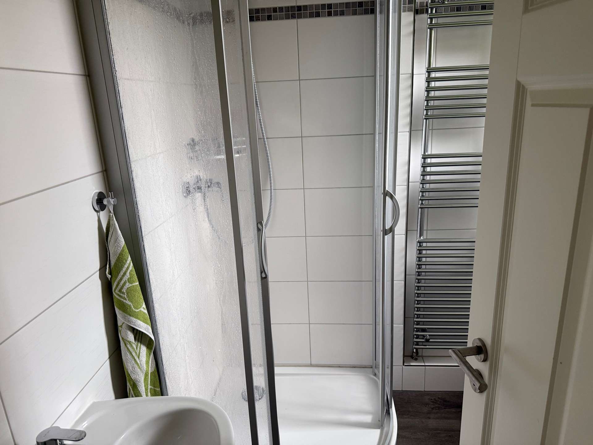 Immobilie in Riesa - Zwei Häuser – ein großes Potential: Familienidylle, Mehrgenerationenwohnen oder Kapitalanlage - Bild 9