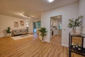 Renoviert und sofort bezugsbereit: 2-Zimmer-Wohnung mit Fahrstuhl, Balkon und Blick ins Grüne – Die vollständige Adresse der Immobilie erhältst du vom Anbieter., 53179 Lannesdorf, Bonn – Vorschaubild 13