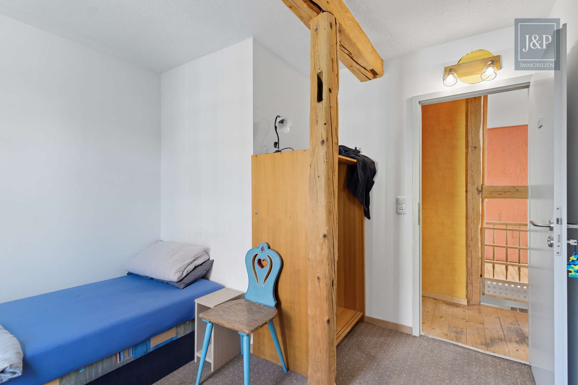 Immobilie in Bruchköbel - Zentral & vielseitig: Großes Fachwerkhaus mit Einliegerwohnung und Nebengebäuden! - Bild 20