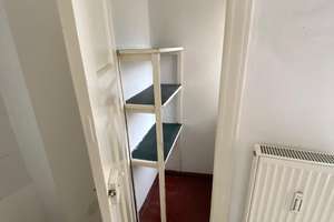 Provisionsfreie- Altbau-Wohnung am Bayerischer Platz mit Balkon zum Renovieren – Grunewaldstraße 59, 10825 Schöneberg, Berlin – Vorschaubild 5