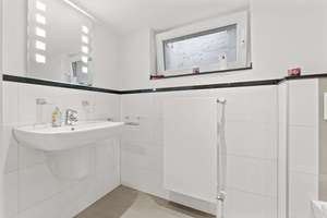 Einladender Bungalow mit modernem Ausbau und schönem Garten mit Pool – Die vollständige Adresse der Immobilie erhältst du vom Anbieter., 41189 Wickrathberg, Mönchengladbach – Vorschaubild 21