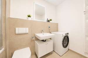 Frisch sanierte 2-RW im DG* neue EBK* Süd-Balkon* moderne Möblierung* Bad mit Wanne* AK* PKW-SP* – Am Weißiger Bach 30b, 1328 Weißig, Dresden – Vorschaubild 15