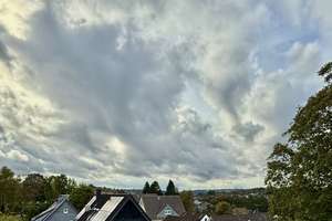 Penthouse Wohnung mit großem Balkon und Aussicht, Parkett, Fußbodenheizung, Aufzug – Schöne Aussicht 27, 42369 Ronsdorf, Wuppertal – Vorschaubild 11