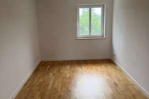 Schnell zugreifen* Schöne helle 3 RaumWE mit Balkon sucht Sie!