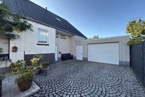 Architektenhaus mit Weitblick - Flexibel. Familienfreundlich. Fürs Leben gebaut. – Corneliusweg xx, 47918 Tönisvorst – Vorschaubild 2