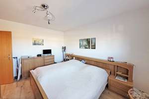 SOLIDE, MASSIV, WERTBESTÄDIG!!! Attraktive 2- Zimmer- ETW  mit Balkon und Carport – Riedweg 3, 36266 Heringen (Werra) – Vorschaubild 11