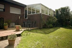 Grosszügiger Bungalow mit Wintergarten, grossem Keller und 3er - Garage in Fliesteden – Die vollständige Adresse der Immobilie erhältst du vom Anbieter., 50129 Bergheim – Vorschaubild 4