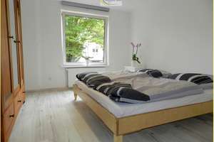 Top renovierte voll  möblierte 3 Zimmerwohnung mit Parkplatz und Garten (Mitbenutzung) in zentraler  – Die vollständige Adresse der Immobilie erhältst du vom Anbieter., 53123 Duisdorf, Bonn – Vorschaubild 4