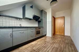 Helle Dachgeschosswohnung zum Einziehen und Wohlfühlen – Die vollständige Adresse der Immobilie erhältst du vom Anbieter., 30559 Anderten, Hannover – Vorschaubild 4