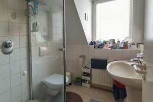 Urbanes Investment mit Aussicht: Charmante 3-Zimmer-Maisonette im Herzen von Reutlingen – Die vollständige Adresse der Immobilie erhältst du vom Anbieter., 72764 Reutlingen-Mitte, Reutlingen – Vorschaubild 6