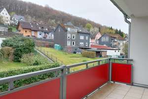 großzügige Wohnung mit Balkon in komplett saniertem Wohnobjekt in guter, zentraler Lage von Siegen – Hambergstraße 43, 57074 Siegen, Siegen – Vorschaubild 9