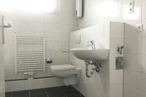 Renovierte 3-Zimmerwohnung mit Balkon zu vermieten. – Banater Weg 8 A, 33609 Heepen, Bielefeld – Vorschaubild 2