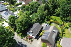 Handwerker aufgepasst: Sanierungsbedürftiges EFH in TOP-Lage auf Traumgrundstück am Holzlarer Park!