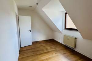 Grüne 3-Zimmer-Wohnung mit Sonnenbalkon in bester Wohnlage in Opladen – Altstadtstr. 51, 51379 Opladen, Leverkusen – Vorschaubild 3