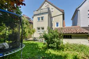 +++ Erdgeschoss-Etage mit Süd-Terrasse & Garten - ruhig & zentrumsnah - inklusive Einbauküche +++ – Kolumbusstraße 12, 70439 Stammheim-Süd, Stuttgart – Vorschaubild 3