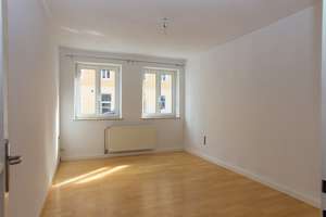 Hübsche helle 2 Zimmer Wohnung mit Wohnküche in der Maxvorstadt nähe Elisabethmarkt zu vermieten. – Die vollständige Adresse der Immobilie erhältst du vom Anbieter., 80799 Am alten nördlichen Friedhof, München – Vorschaubild 4
