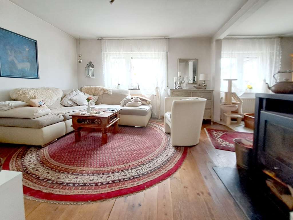 Immobilie in Einhausen - Innerörtliche Hofreite mit Möglichkeit der Pferdehaltung - Bild 1