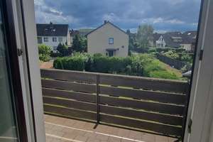 2200 € - 155 m² - 8.0 Zi.