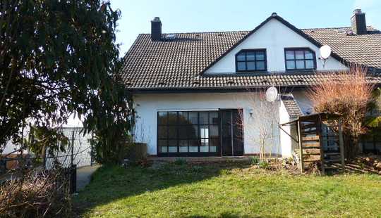 Bild von Doppelhaushäfte in Ortsrandlage