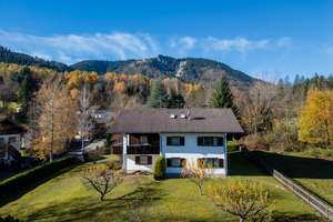 Nähe Murnau: Mehrfamilienhaus mit Gestaltungspotential und weiterer Bebauungsmöglichkeit – Die vollständige Adresse der Immobilie erhältst du vom Anbieter., 82418 Murnau am Staffelsee – Vorschaubild 2