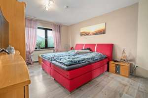 Zweifamilienhaus in ruhiger Traumlage – Stil, Komfort & Natur – Die vollständige Adresse der Immobilie erhältst du vom Anbieter., 93055 Brandlberg-Keilberg, Regensburg – Vorschaubild 13