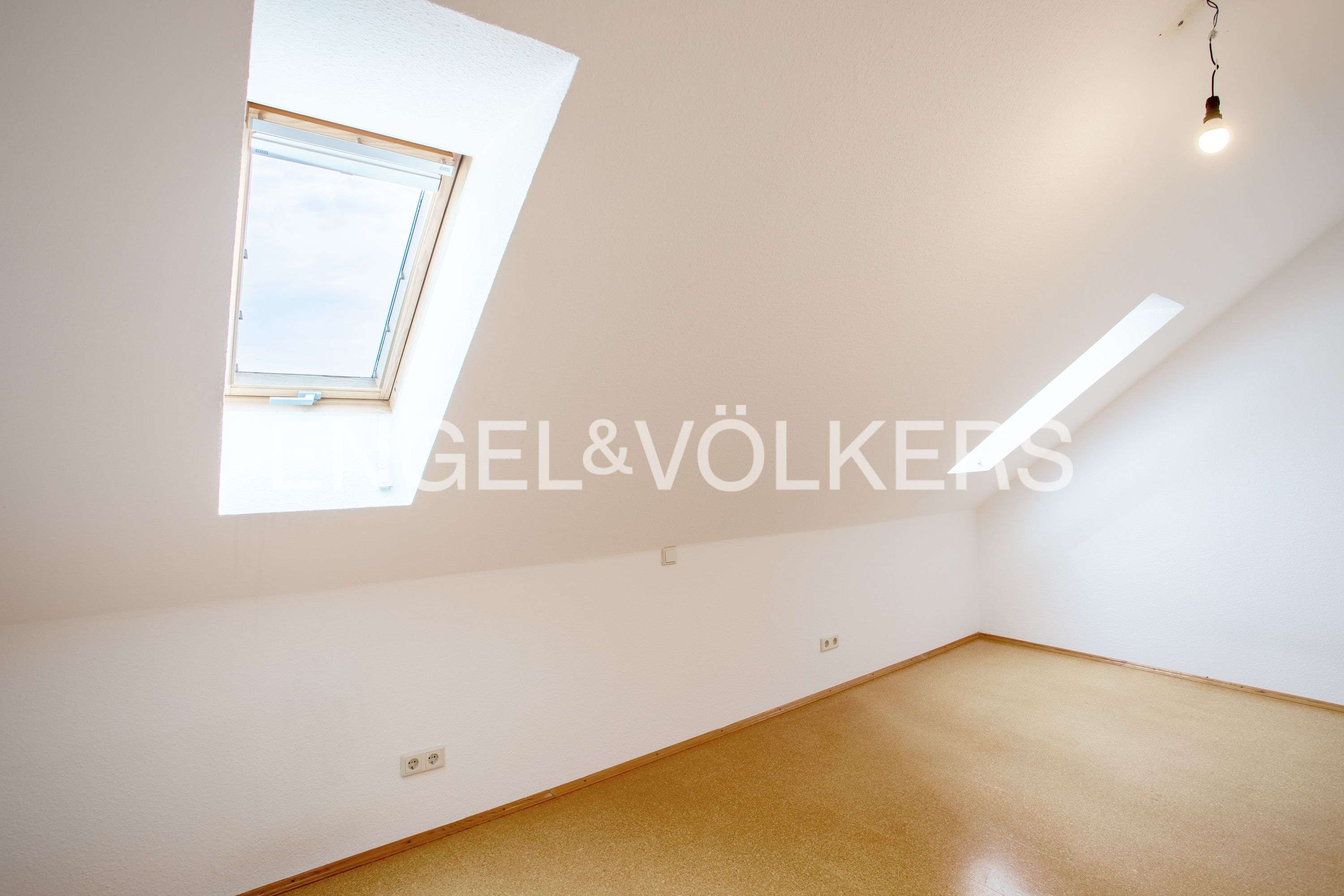 Immobilie in Dudenhofen - Großzügig wohnen für ein oder zwei Familien! - Bild 12