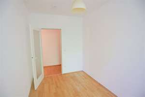 München an den Isarauen: freie, gemütliche 2,5-Zi.-Whg. im Hochparterre mit 2 Loggien  – Die vollständige Adresse der Immobilie erhältst du vom Anbieter., 81543 Siebenbrunn, München – Vorschaubild 9