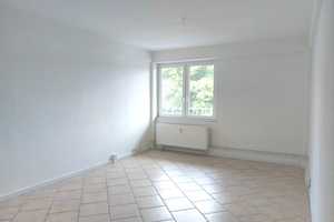**Angenehmes und funktionales Raumkonzept mit Balkon am Stern** – Zweigertstr. 3-7, 45130 Essen – Vorschaubild 1