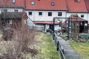 Immobilienvermarktung eines Reihenmittelhauses in Zeitz, Sachsen-Anhalt – Forststraße 45, 6712 Burgenlandkreis – Vorschaubild 1