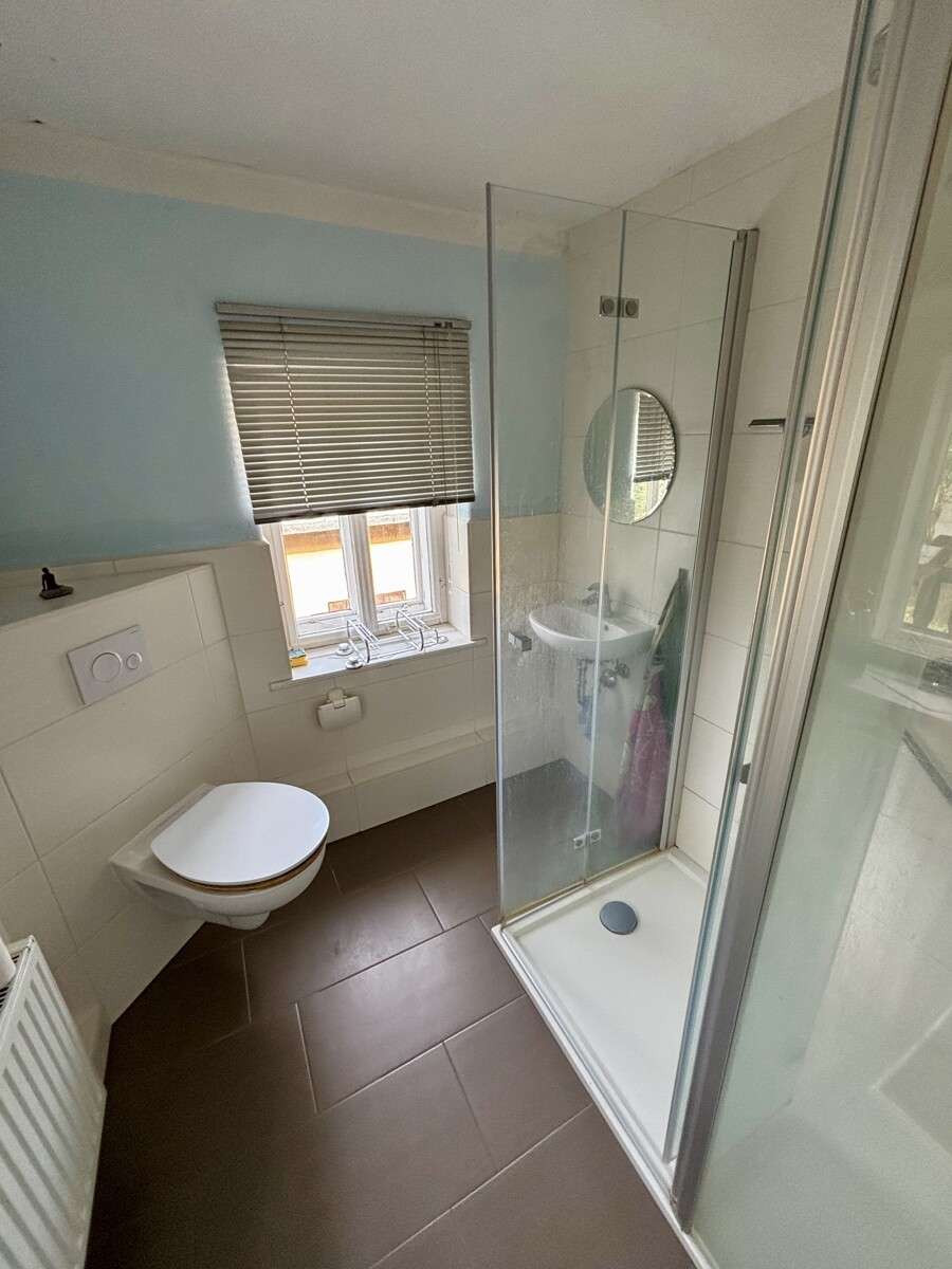 Immobilie in Seifhennersdorf - Großes Wohnhaus mit Ausbaureserven und Nebengelass - Bild 7