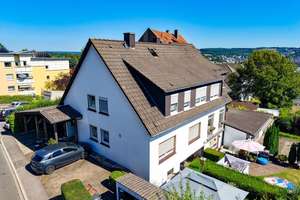 Gepflegte 5-Zimmer-Maisonettewohnung mit Garten, und Carport in Schwelm – Die vollständige Adresse der Immobilie erhältst du vom Anbieter., 58332 Schwelm – Vorschaubild 2